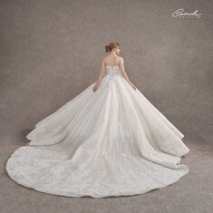 Scarlett Collection by Camile Bridal: Bộ Sưu Tập Váy Cưới Cao Cấp Dành Cho Cô Nàng Tự Tin 2024 – 2025